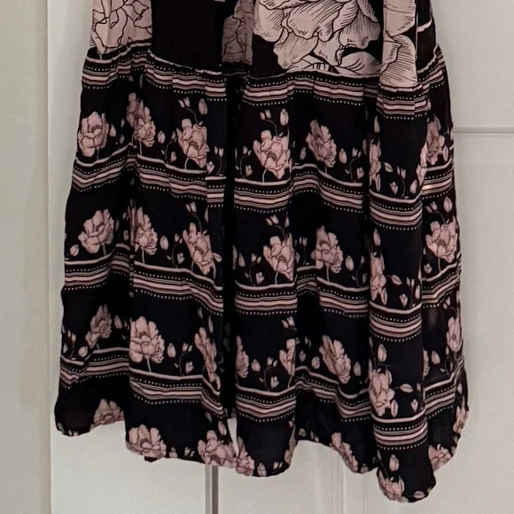 Maaji Anthropologie Evening Floral Bloom Flutter-Sleeve Dress, Small - Picture 4 of 10